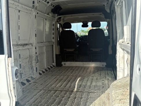 Used 2017 RAM ProMaster 2500 FWD image 5