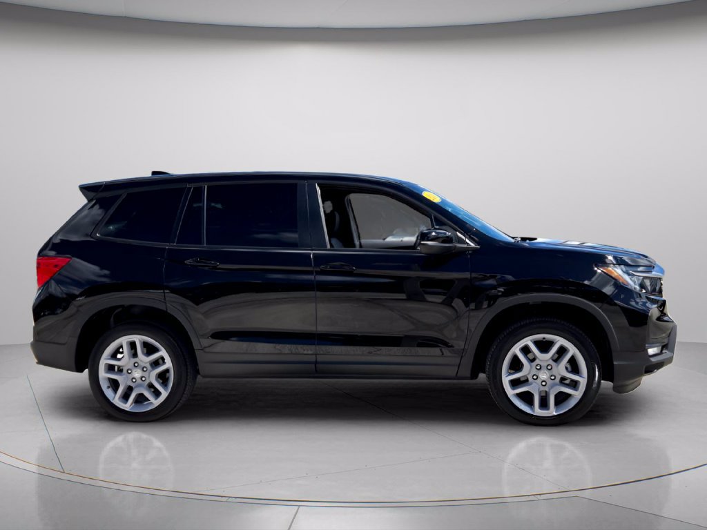 Used 2024 Honda Passport EX-L image 7