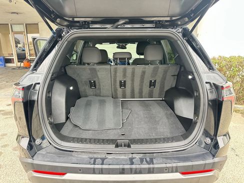 Used 2025 Chevrolet Equinox LT image 31