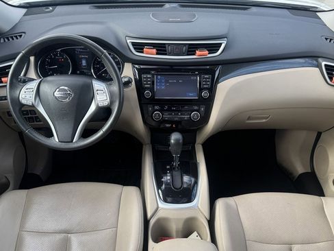 Used 2016 Nissan Rogue SL w/ SL Premium Package image 24