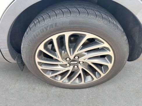 Used 2020 Lincoln Nautilus Reserve AWD/4WD image 10