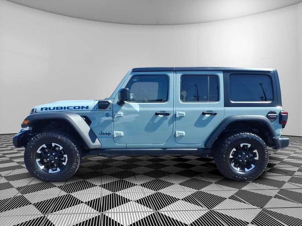 Used 2024 Jeep Wrangler Unlimited Rubicon 4xe AWD/4WD image 23