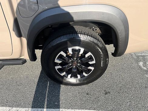 Certified 2023 Nissan Frontier Pro-X w/ Technology Package RWD image 10