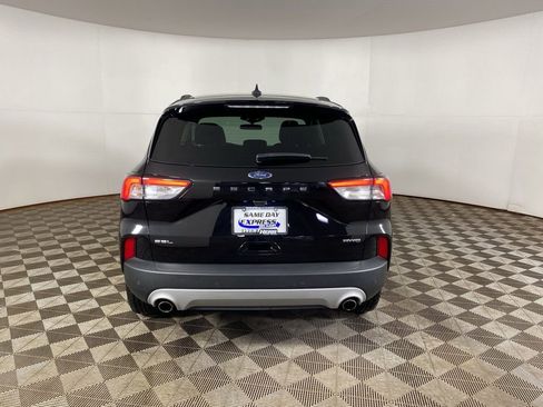 Used 2022 Ford Escape SEL image 20