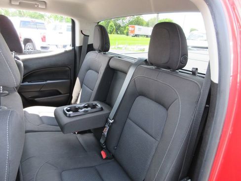 Used 2019 Chevrolet Colorado LT AWD/4WD image 19