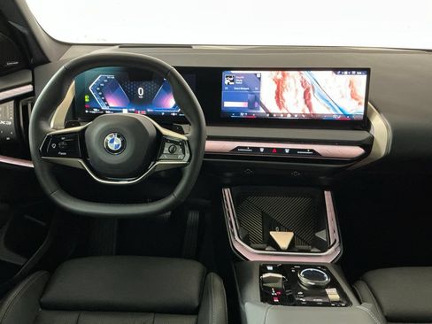 Used 2025 BMW X3 xDrive30i w/ Premium Package AWD/4WD image 9