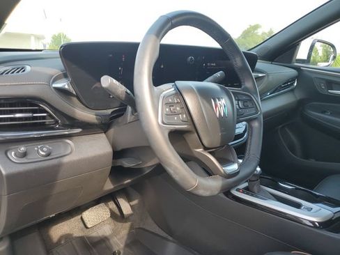 Certified 2024 Buick Envista Avenir FWD image 8