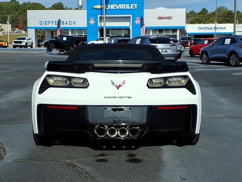 Used 2015 Chevrolet Corvette Z06 w/ 3LZ Preferred Equipment Group image 19
