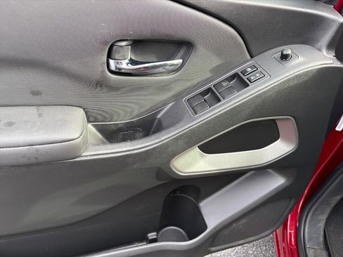 Certified 2024 Nissan Frontier SV w/ Technology Package image 24