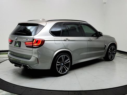 Used 2017 BMW X5 M image 5