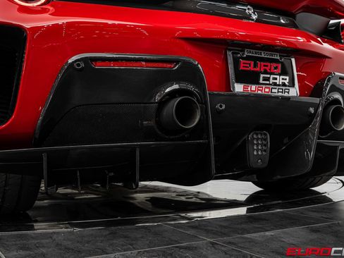 Used 2019 Ferrari 488 Pista Coupe RWD image 31