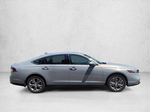 Used 2023 Honda Accord EX-L image 4