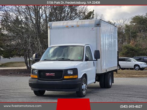Used 2017 GMC Savana 3500 image 1