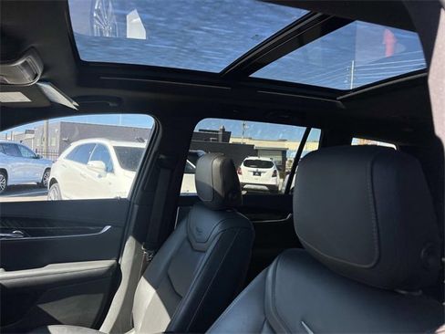 Certified 2023 Cadillac XT6 Premium Luxury w/ Technology Package image 19