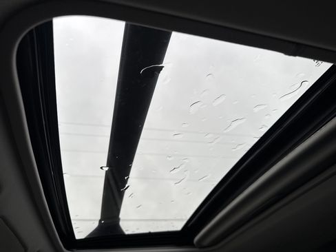 Used 2024 Toyota RAV4 XLE Premium image 15