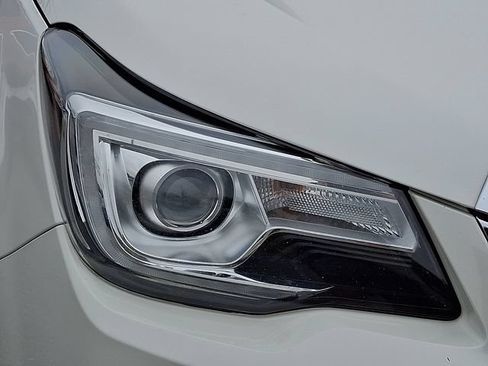 Used 2018 Subaru Forester 2.5i Touring w/ Popular Package #3B AWD/4WD image 9