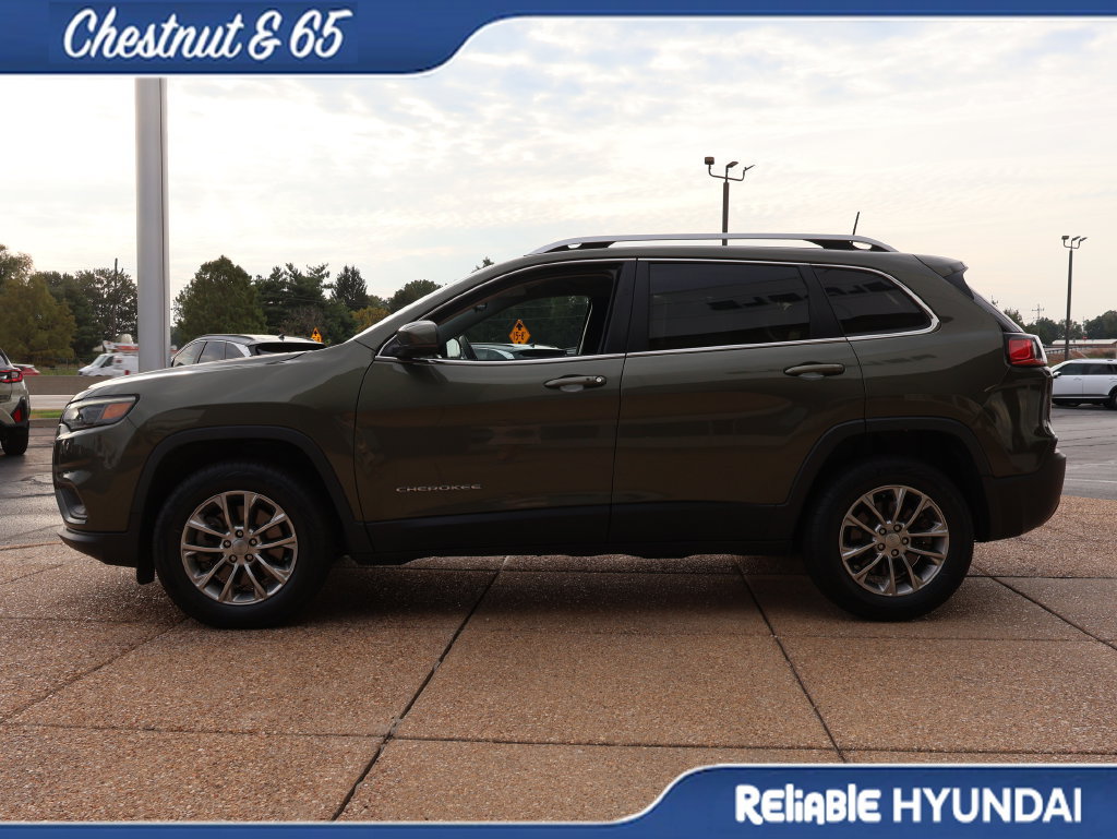 Used 2021 Jeep Cherokee Latitude Lux AWD/4WD image 3