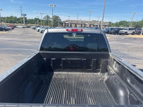 Used 2013 GMC Sierra 1500 SLT w/ SLT Convenience Package image 9