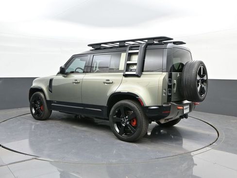 Used 2020 Land Rover Defender 110 X image 5