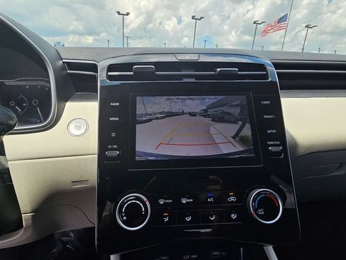 Used 2022 Hyundai Tucson SEL FWD image 18