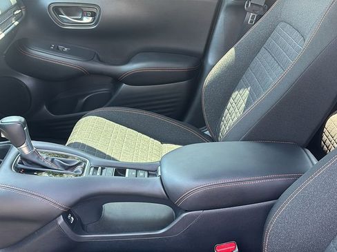 Certified 2023 Honda HR-V Sport image 23