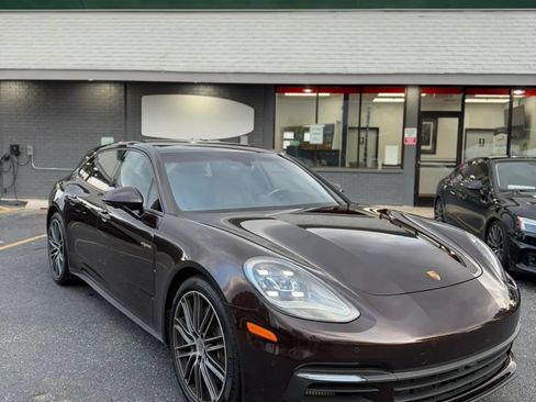 Used 2020 Porsche Panamera 4 AWD/4WD image 6