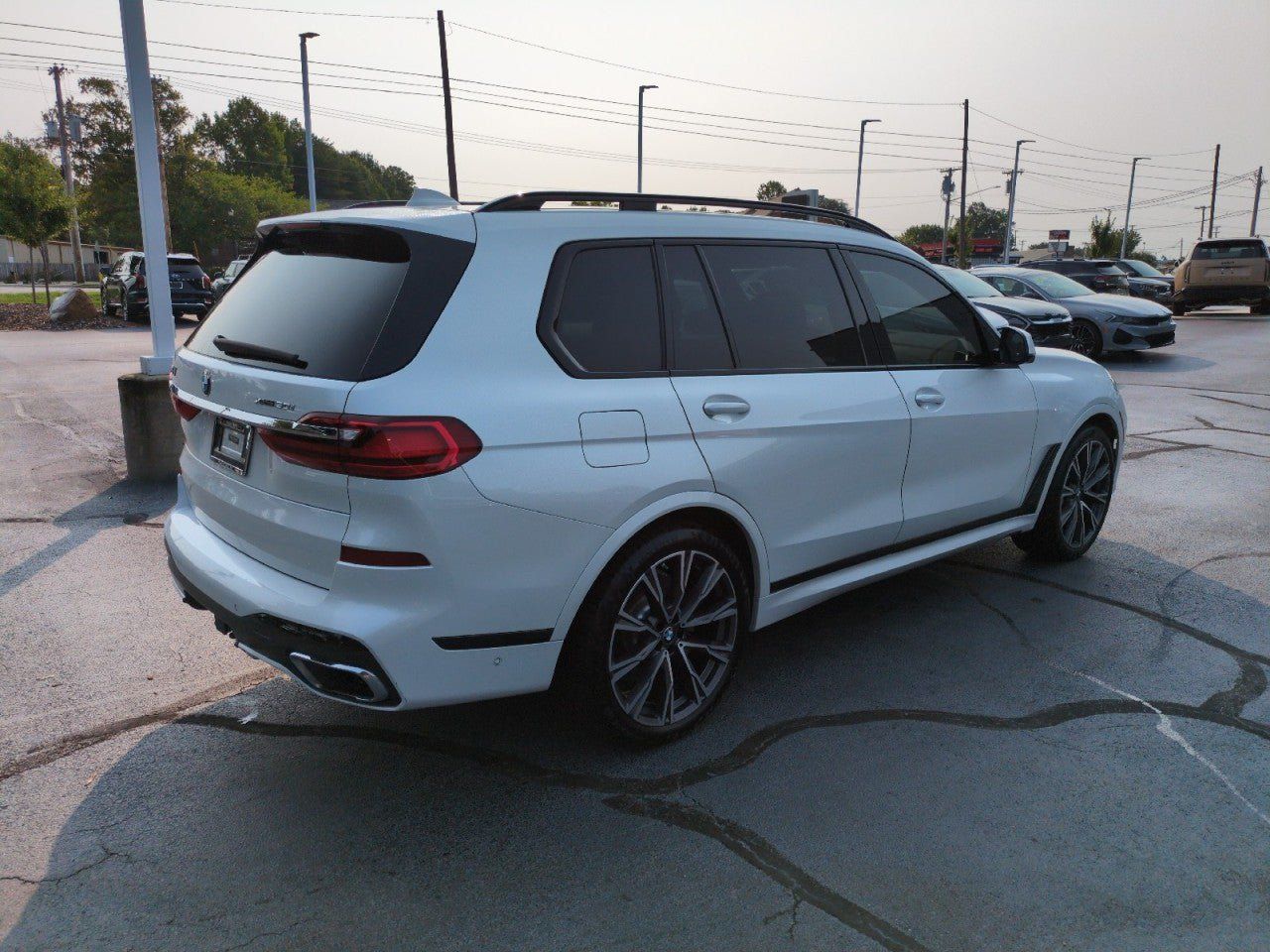 Used 2019 BMW X7 xDrive50i w/ M Sport Package AWD/4WD image 7