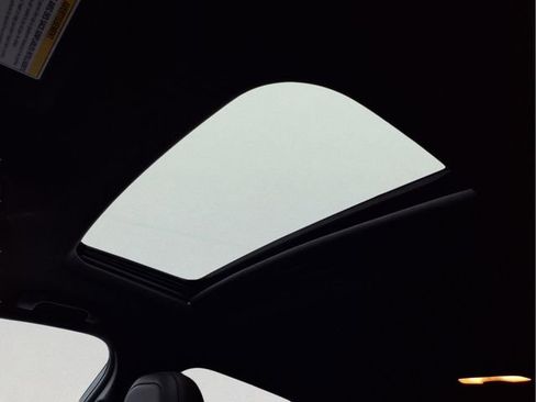 Certified 2025 Buick Envista Avenir image 23