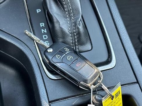 Used 2019 Ford Ranger XLT w/ Equipment Group 302A Luxury AWD/4WD image 30