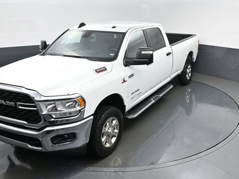 Used 2024 RAM 3500 Big Horn image 18