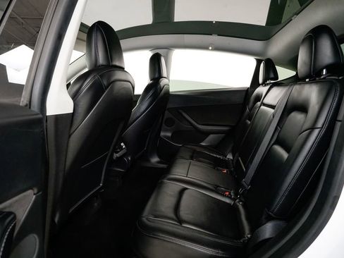 Used 2021 Tesla Model Y Long Range image 20