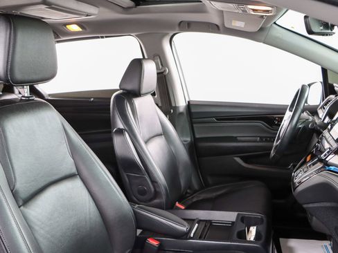 Used 2023 Honda Odyssey Touring image 29
