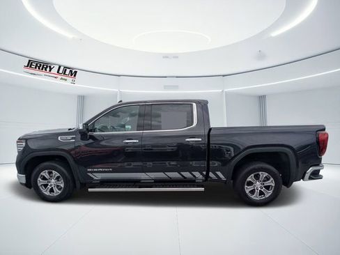 Used 2025 GMC Sierra 1500 SLT RWD image 6