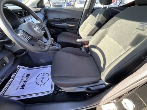 Certified 2025 Nissan Kicks Play S image 55