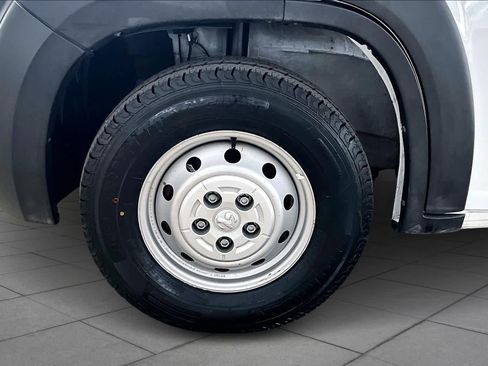 Used 2023 RAM ProMaster 2500 w/ Convenience Group image 11