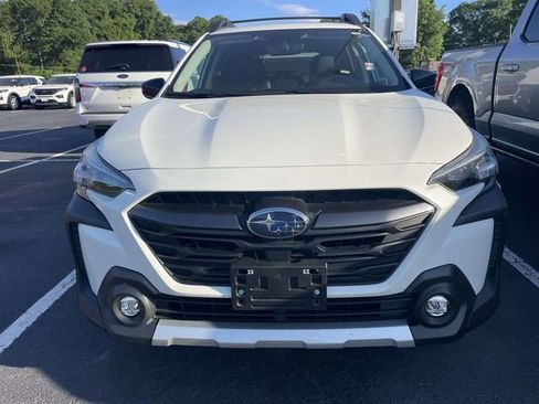 Used 2024 Subaru Outback Limited XT image 2