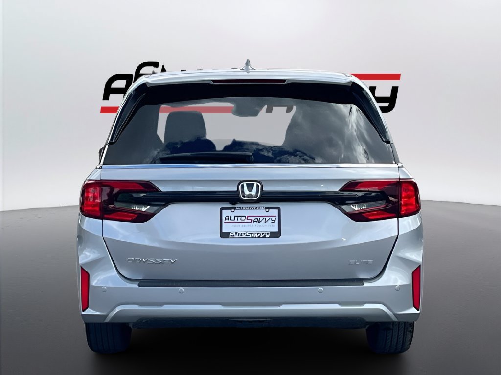 Used 2025 Honda Odyssey Elite image 6