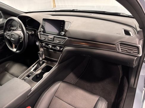 Used 2022 Honda Accord Sport image 16