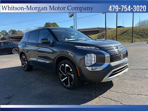 Used 2024 Mitsubishi Outlander FWD image 3