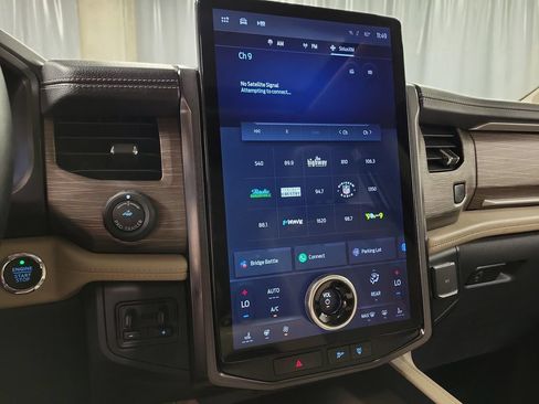 Used 2023 Ford Expedition Max Limited AWD/4WD image 20