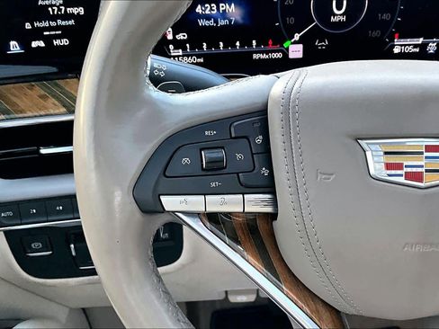 Used 2021 Cadillac Escalade ESV Premium Luxury Platinum image 23