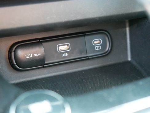 Certified 2024 Kia Seltos S AWD/4WD image 32