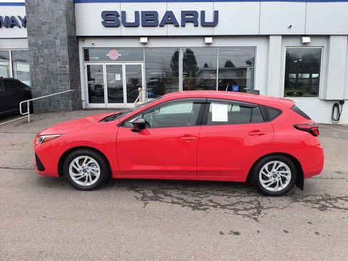 Certified 2025 Subaru Impreza 2.0i image 5