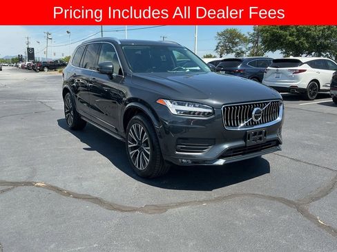 Used 2021 Volvo XC90 T5 Momentum w/ Advanced Package AWD/4WD image 6