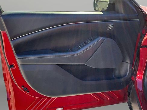 Used 2021 Ford Mustang Mach-E Select image 24