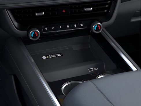 New 2025 Chevrolet Suburban Premier image 23