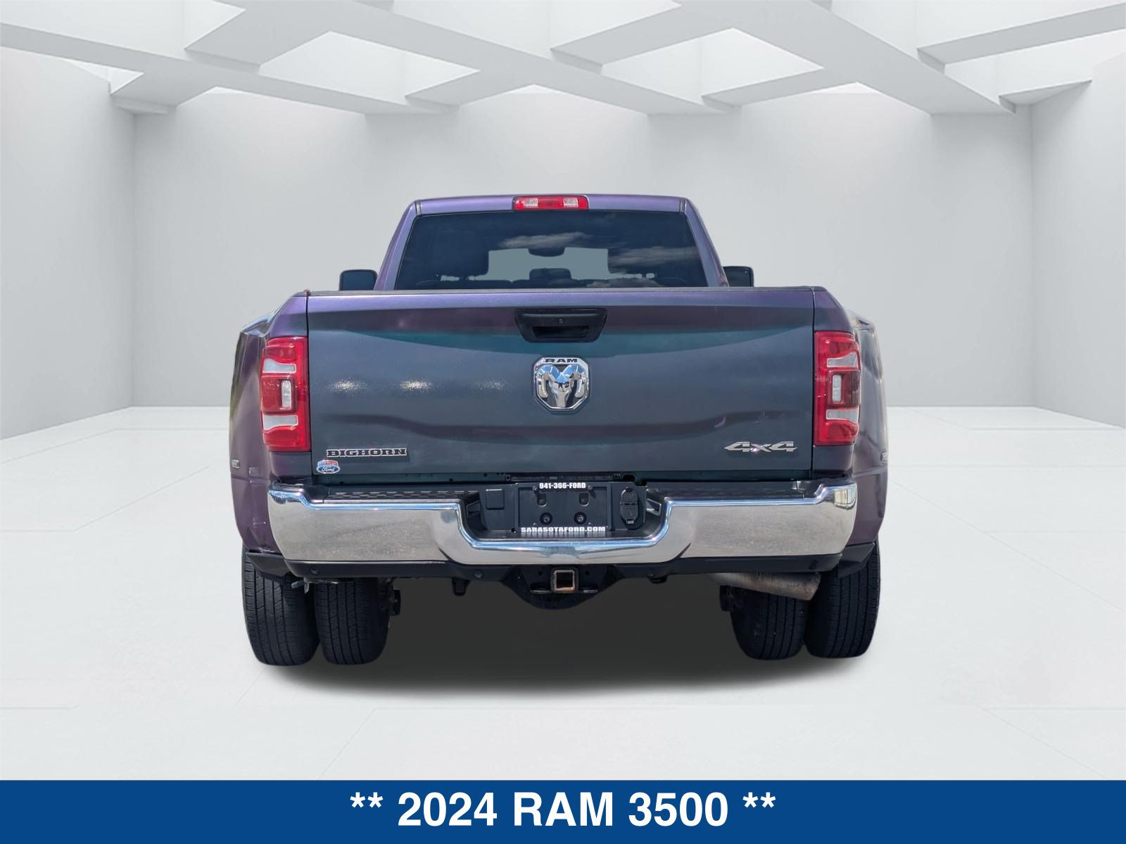 Used 2024 RAM 3500 Big Horn AWD/4WD image 6