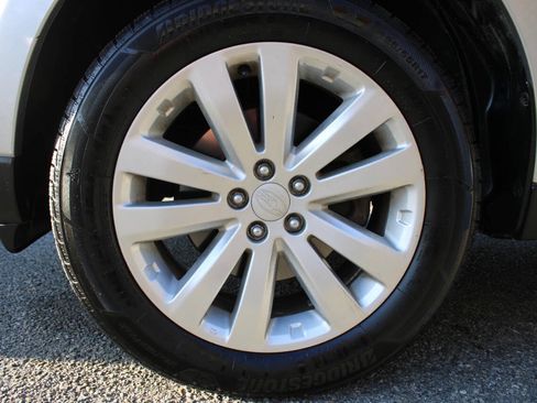 Used 2012 Subaru Forester 2.5X Premium w/ All-Weather Pkg image 19