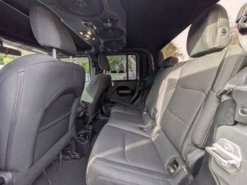Certified 2021 Jeep Gladiator Sport image 11