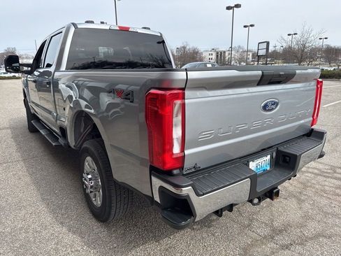 Used 2023 Ford F250 XLT image 12